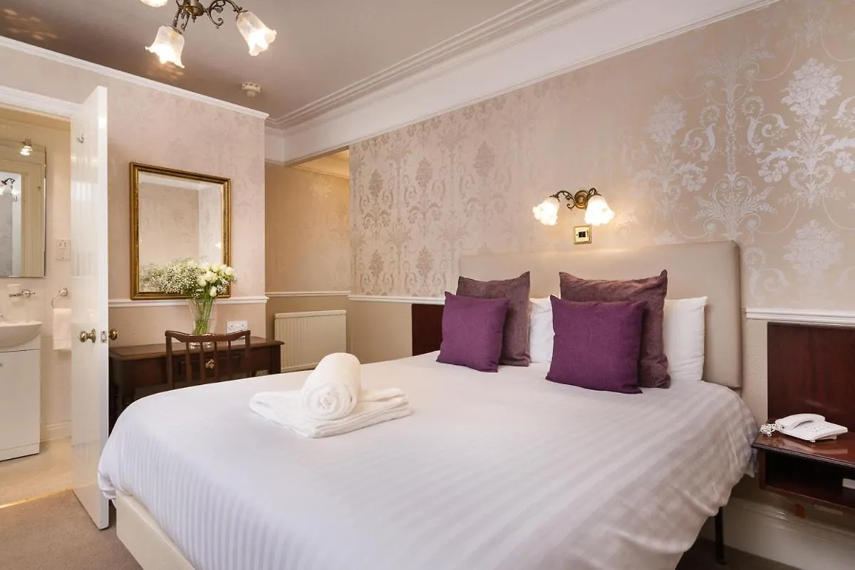 Lincoln House Private Hotel Cardiff