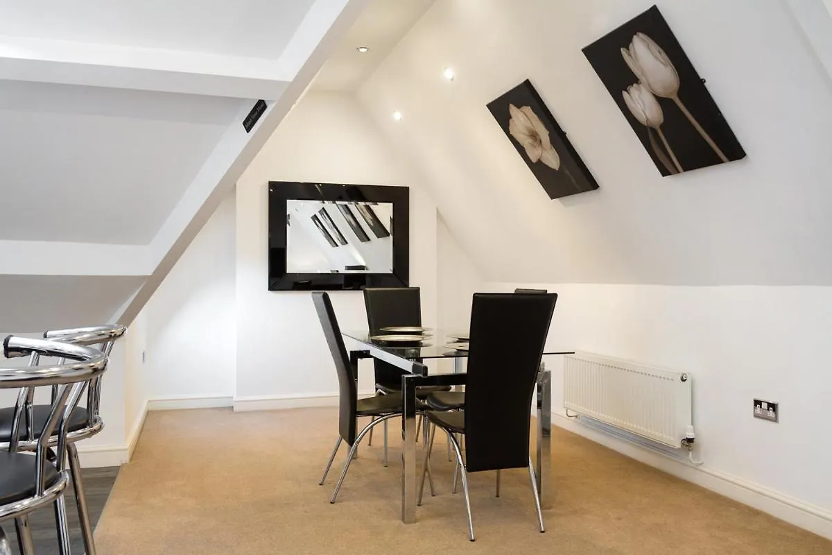 Lincoln House Private Hotel Кардифф 3*,