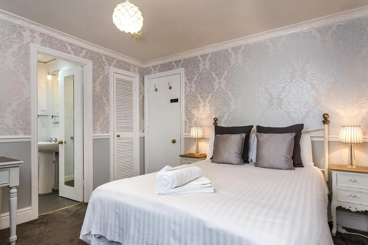 ***  Lincoln House Private Hotel Кардифф Великобритания